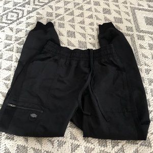 Dickies jogger scrubs